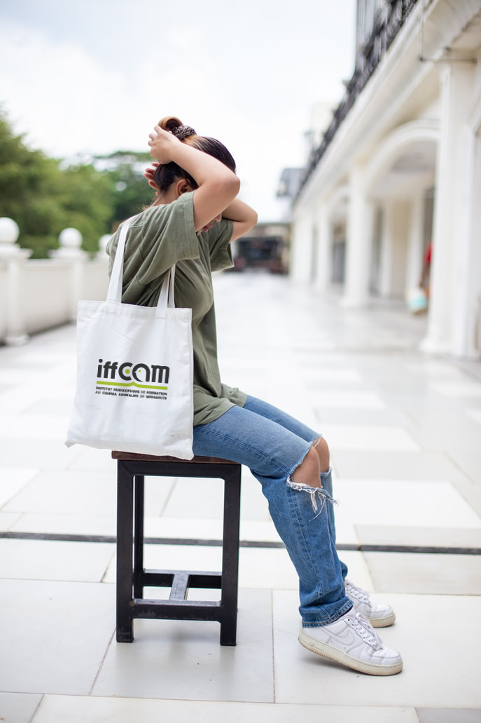 Tote bag